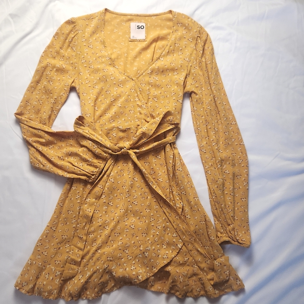 SO Dark Yellow Floral Faux wrap ruffle hem XS dress NWT